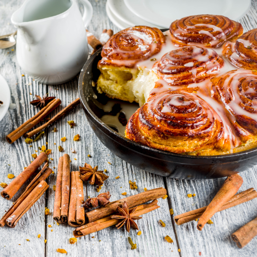 Iced Cinnamon Rolls Soy Candle